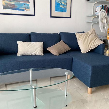 Sea Front Apartment At Mellieha Bay, Malta! エクステリア 写真
