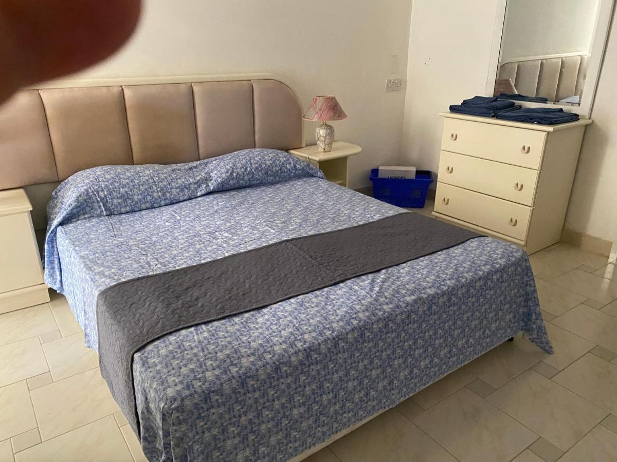 Sea Front Apartment At Mellieha Bay, Malta! エクステリア 写真