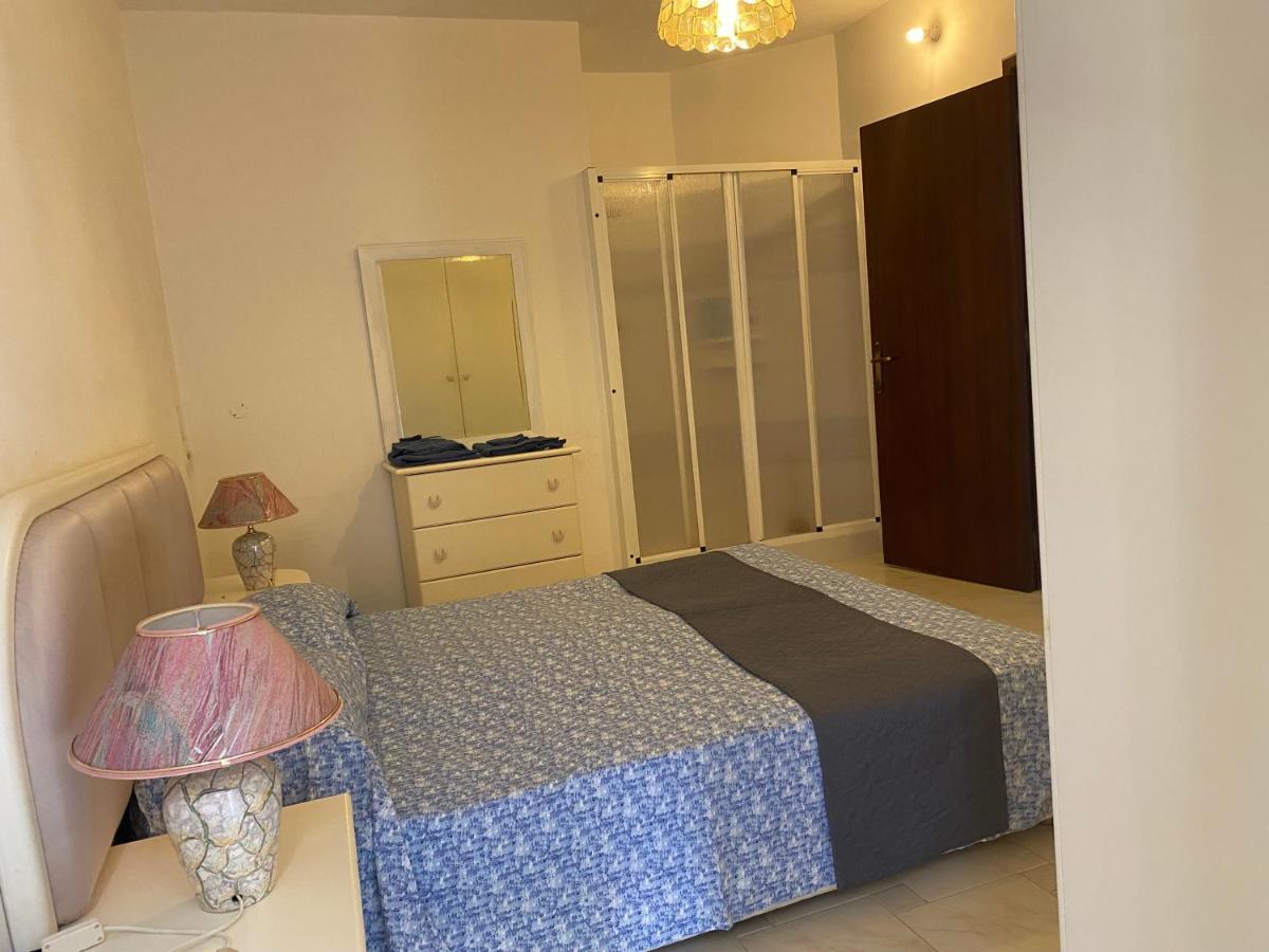 Sea Front Apartment At Mellieha Bay, Malta! エクステリア 写真