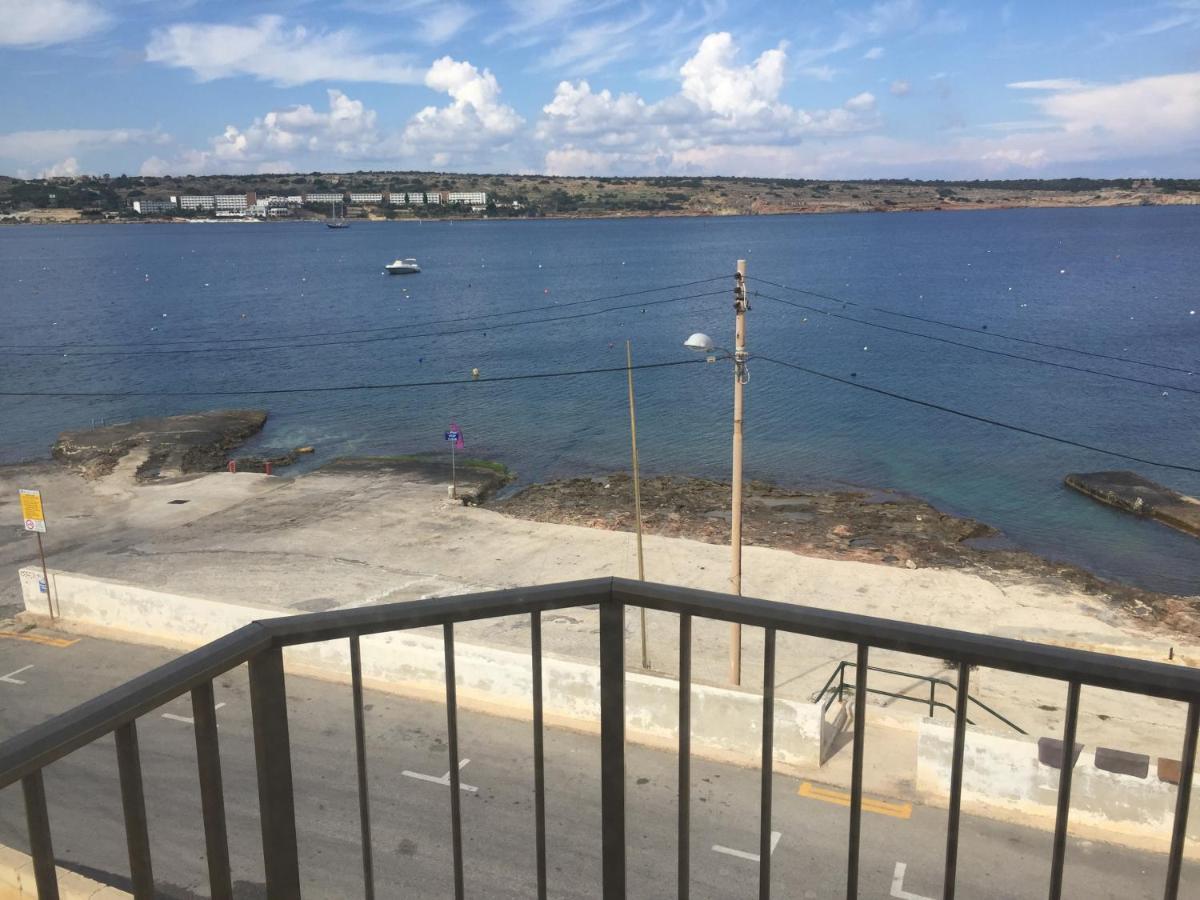 Sea Front Apartment At Mellieha Bay, Malta! エクステリア 写真